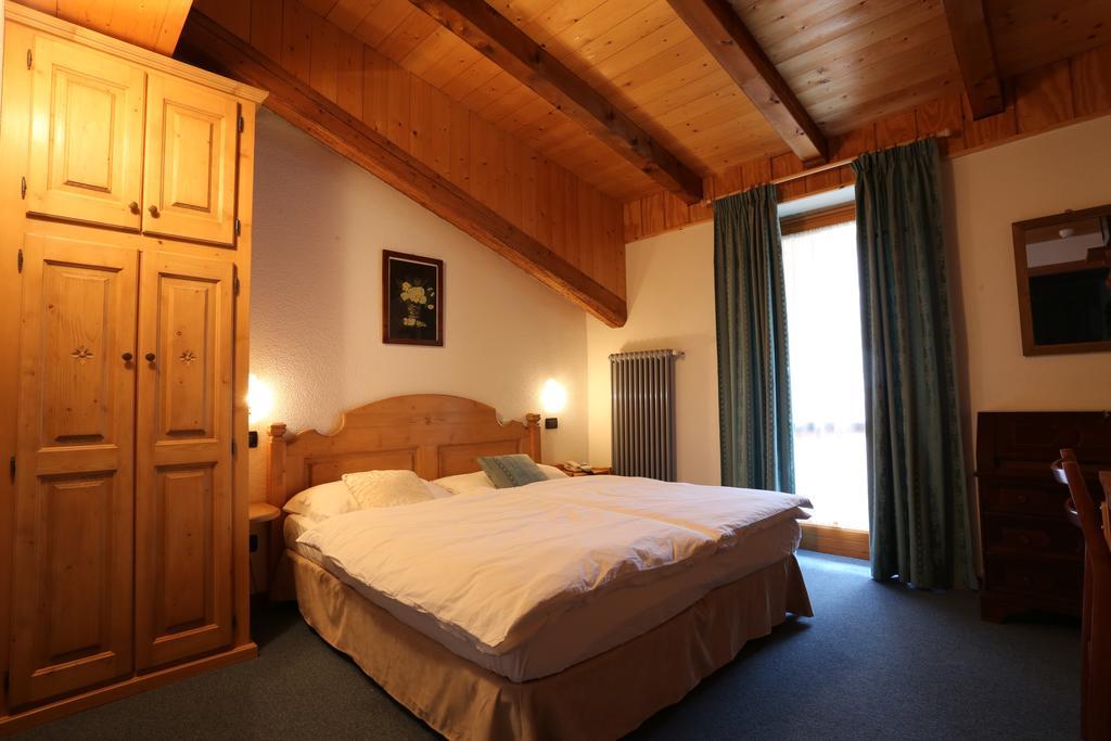Albergo Centrale Forni di Sopra Δωμάτιο φωτογραφία
