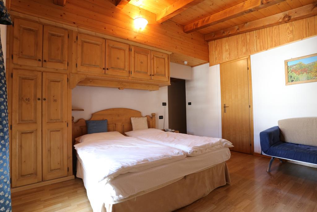 Albergo Centrale Forni di Sopra Δωμάτιο φωτογραφία