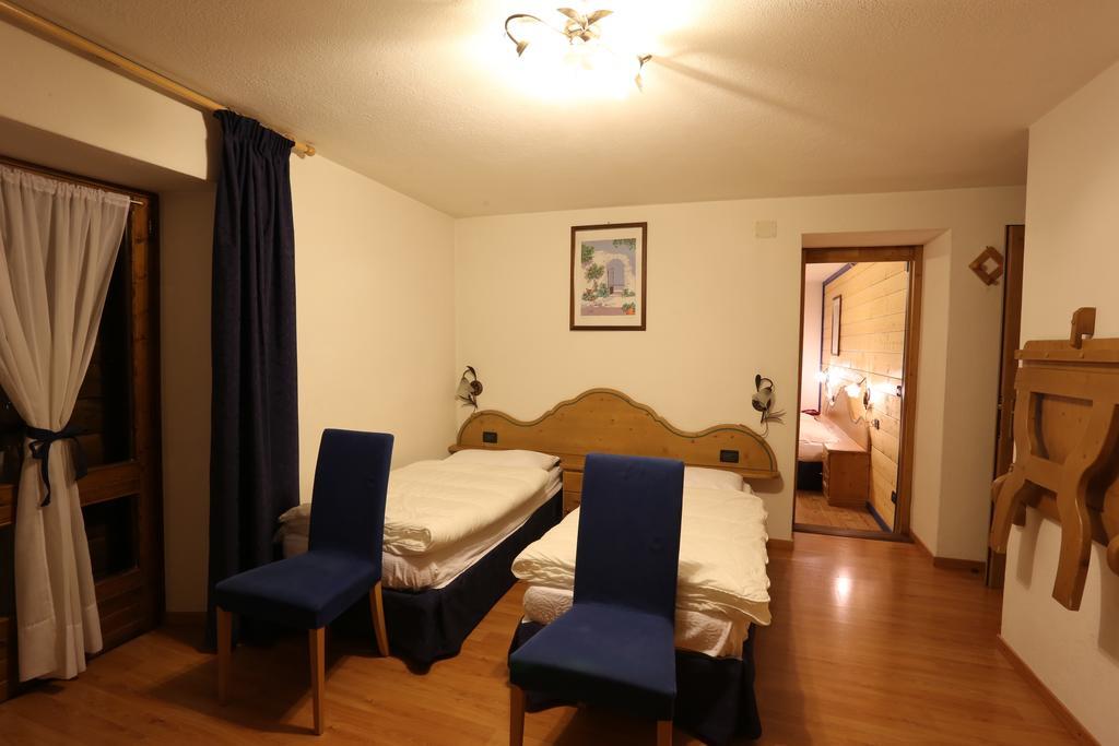 Albergo Centrale Forni di Sopra Δωμάτιο φωτογραφία