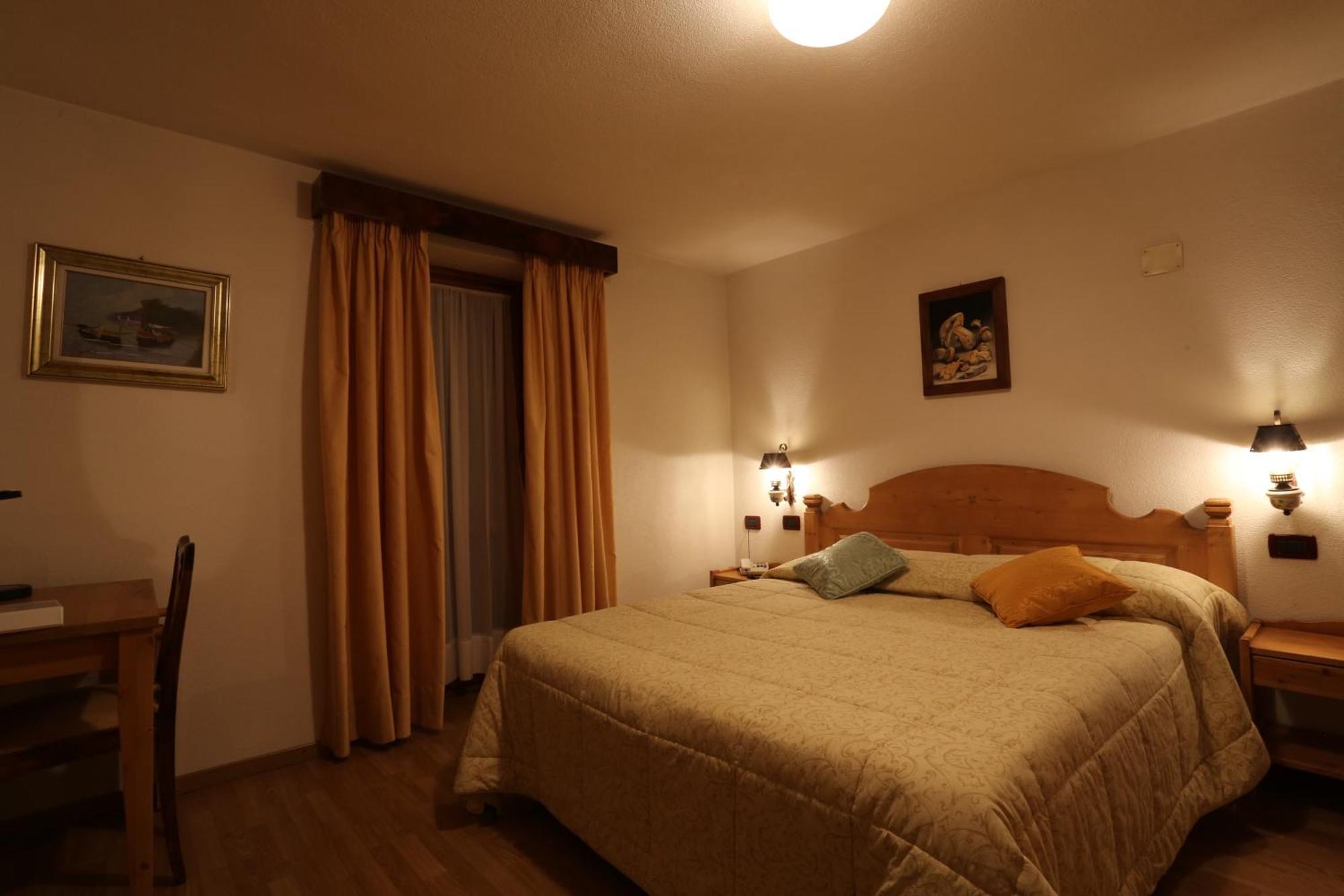Albergo Centrale Forni di Sopra Δωμάτιο φωτογραφία