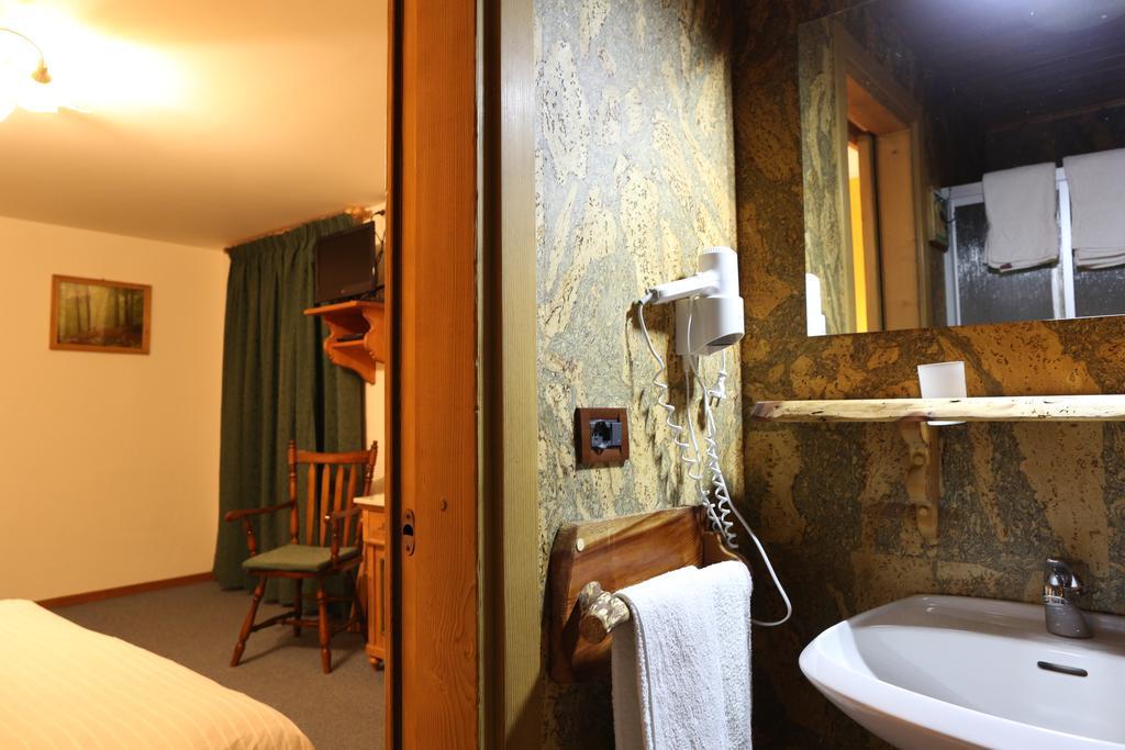 Albergo Centrale Forni di Sopra Εξωτερικό φωτογραφία