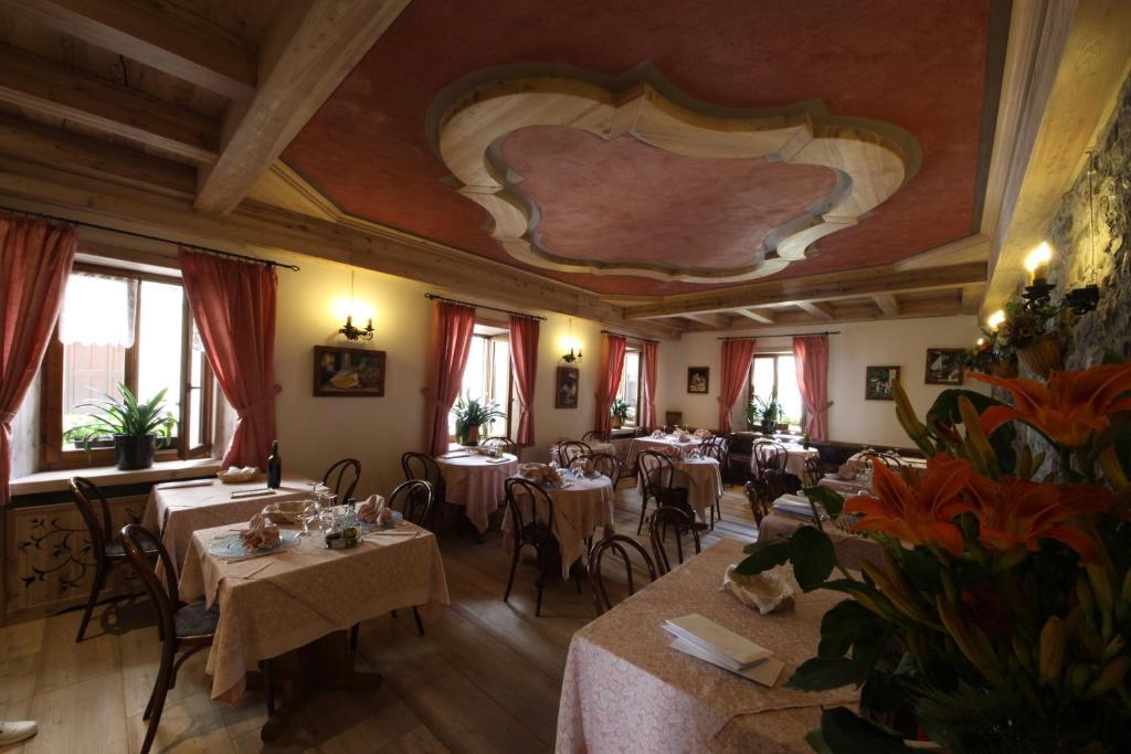 Albergo Centrale Forni di Sopra Εξωτερικό φωτογραφία