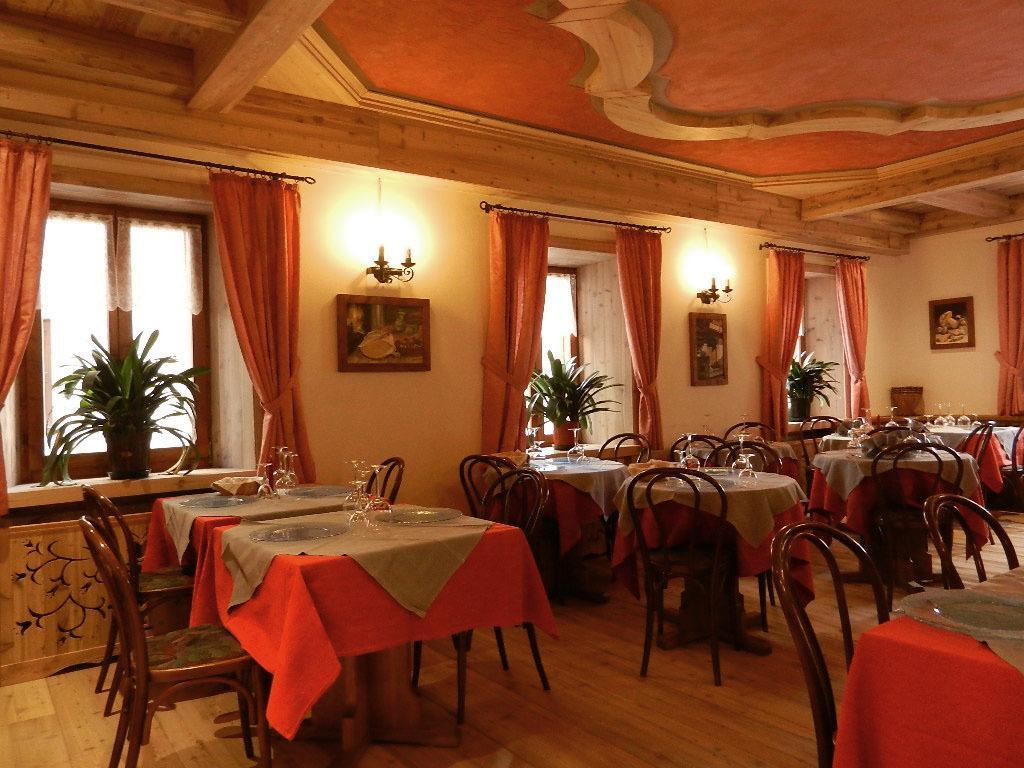 Albergo Centrale Forni di Sopra Εξωτερικό φωτογραφία